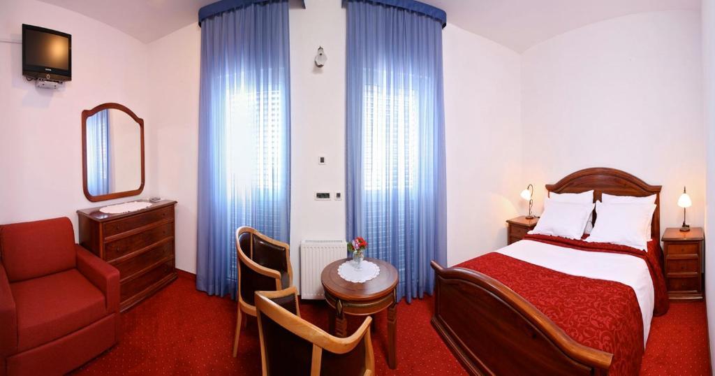 Villa Mediterana Seget Vranjica Phòng bức ảnh