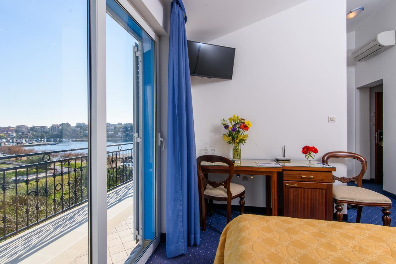 Villa Mediterana Seget Vranjica Ngoại thất bức ảnh