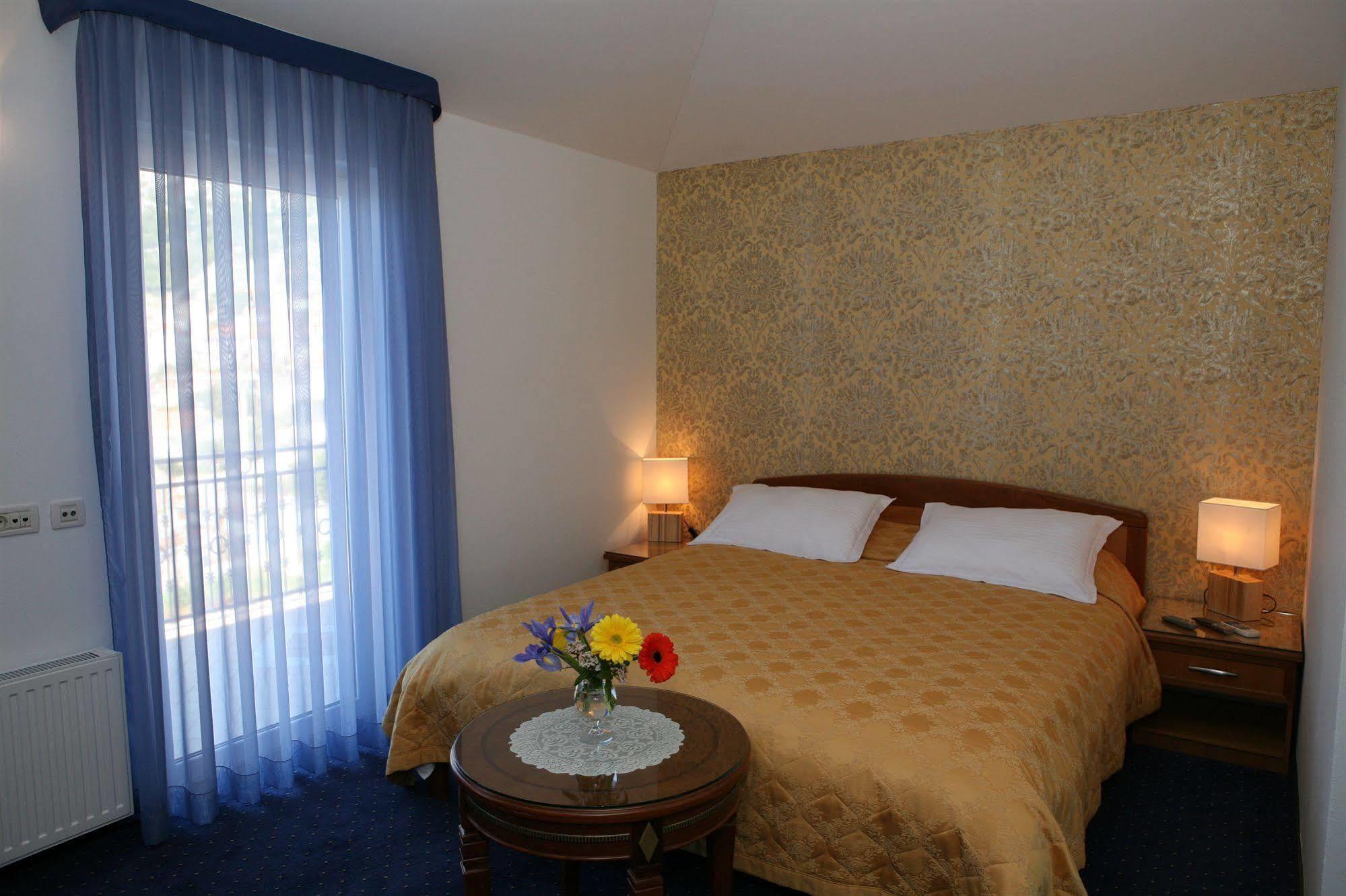 Villa Mediterana Seget Vranjica Ngoại thất bức ảnh