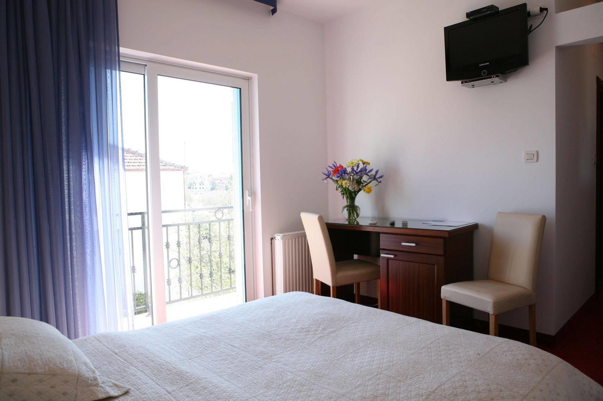 Villa Mediterana Seget Vranjica Ngoại thất bức ảnh