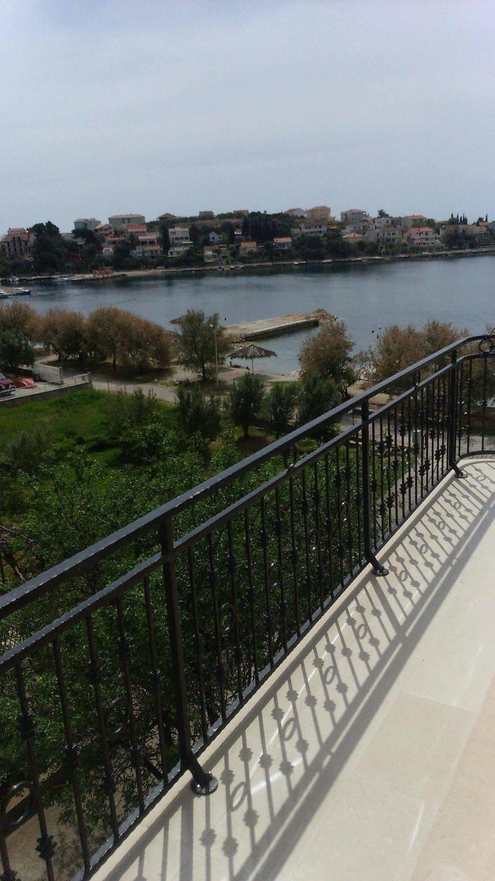 Villa Mediterana Seget Vranjica Ngoại thất bức ảnh